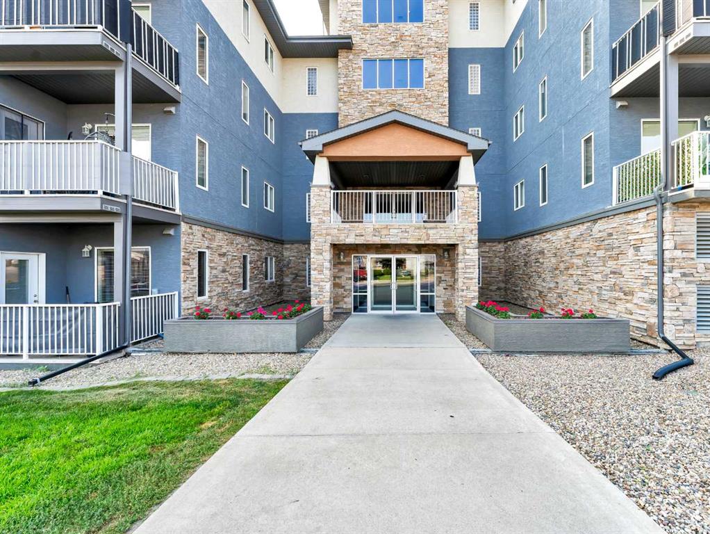 Picture for 305, 19 Terrace View NE