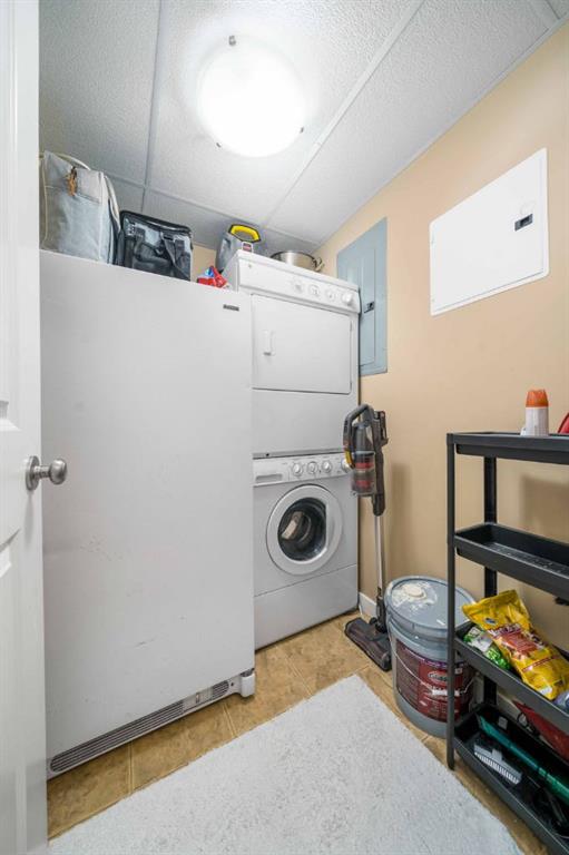 Picture for 401, 19 Terrace View NE https://www.cirrealty.ca/reb/mhreb/8/A2264978_19.jpg