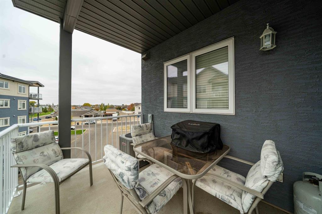 Picture for 401, 19 Terrace View NE https://www.cirrealty.ca/reb/mhreb/8/A2264978_22.jpg