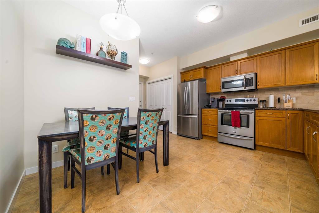 Picture for 401, 19 Terrace View NE https://www.cirrealty.ca/reb/mhreb/8/A2264978_9.jpg