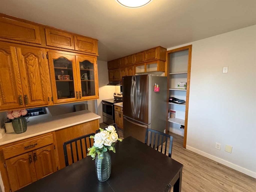 Picture for 61 Mcintosh Avenue NW