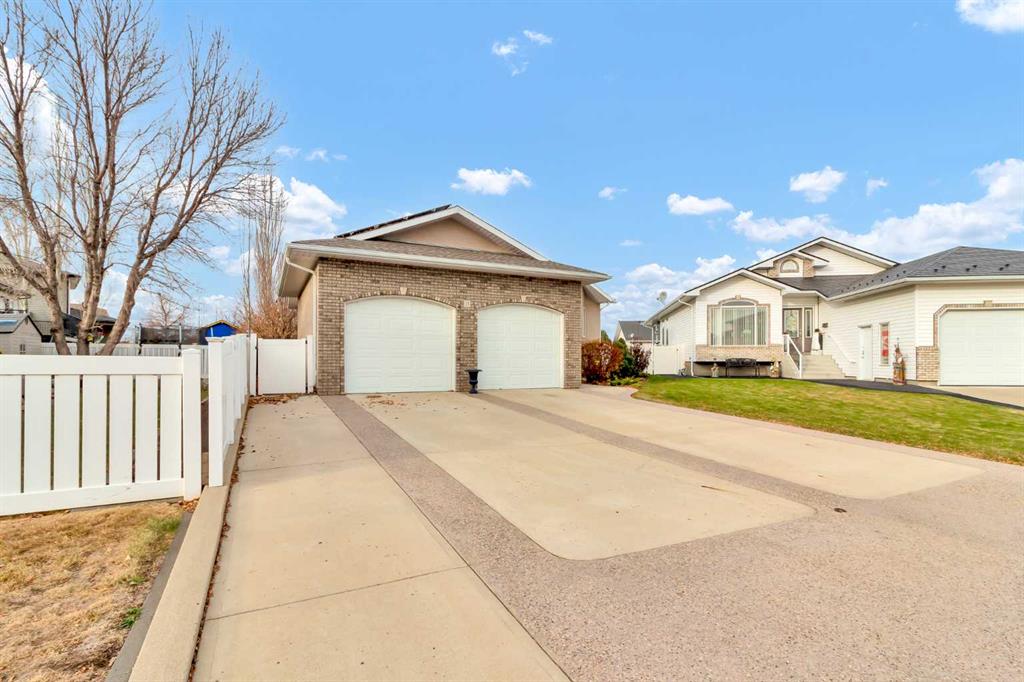 Picture for 28 Stark Mews SE