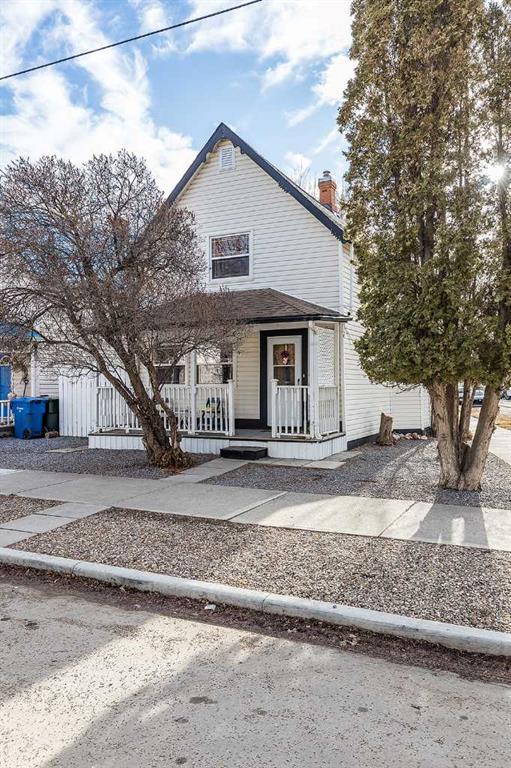 Picture for 839 Balmoral Street SE