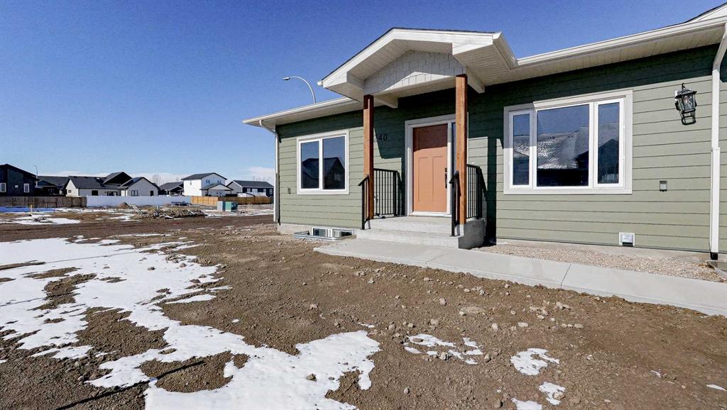 Picture for 173 Parkview Crescent W