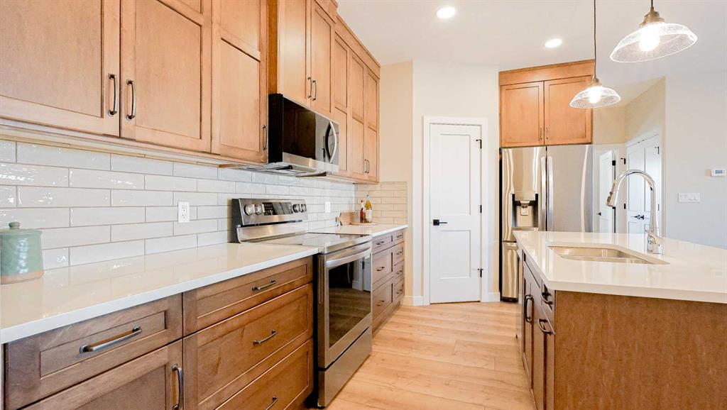 Picture for 173 Parkview Crescent W