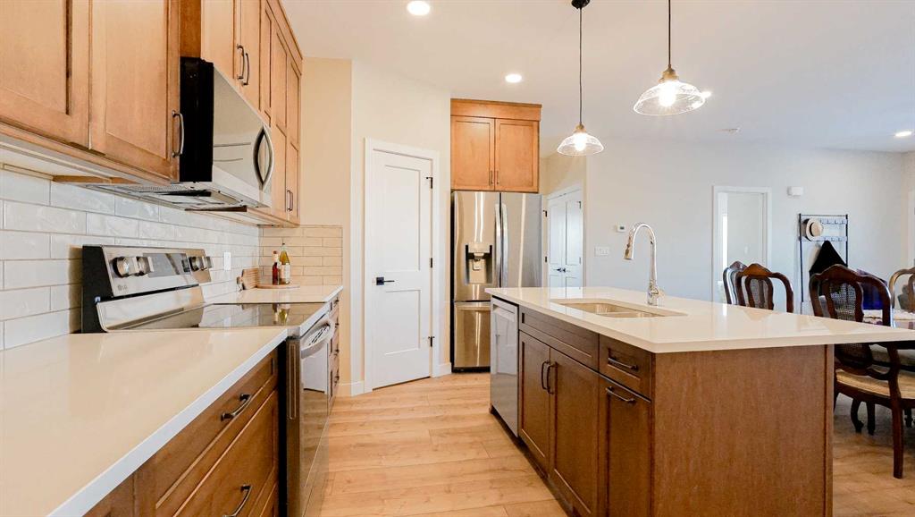 Picture for 173 Parkview Crescent W