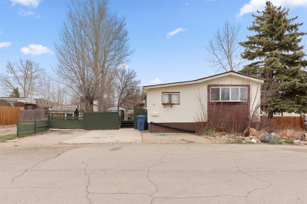 Picture for 109, 4000 13 Avenue SE