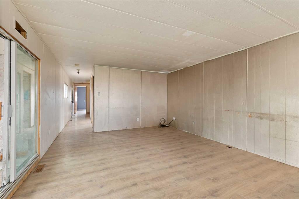 Picture for 109, 4000 13 Avenue SE