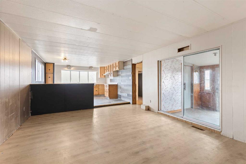 Picture for 109, 4000 13 Avenue SE