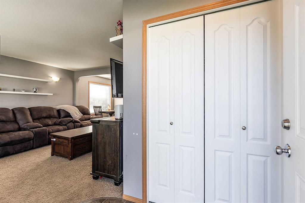 Picture for 1, 115 3 Street NE