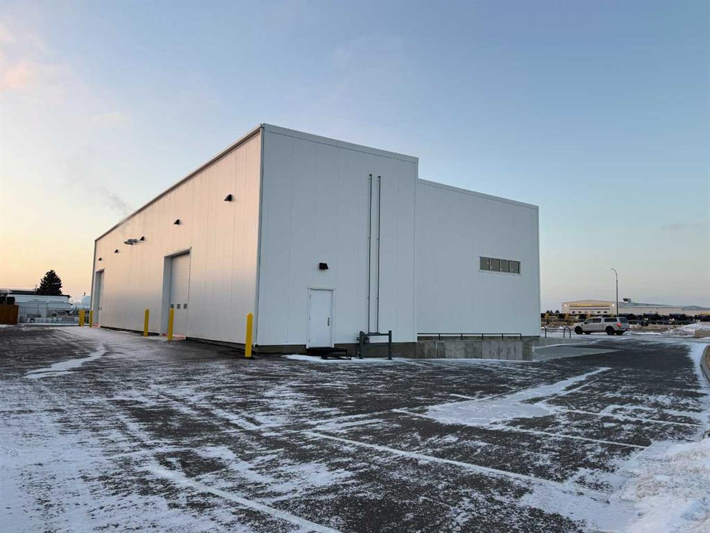 Picture for 410 36 Street N