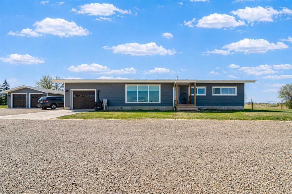 Picture for 104040 Range Road 111  