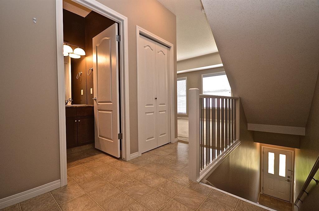 Picture for 10, 298 Somerset Way SE