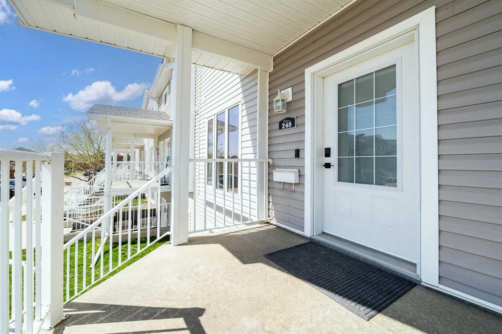 Picture for 248 Northlands Pointe NE
