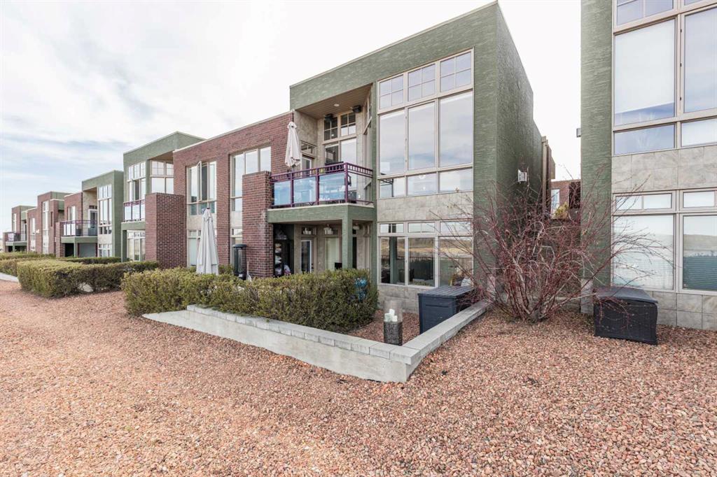 Picture for 10 Palisades Mews NE