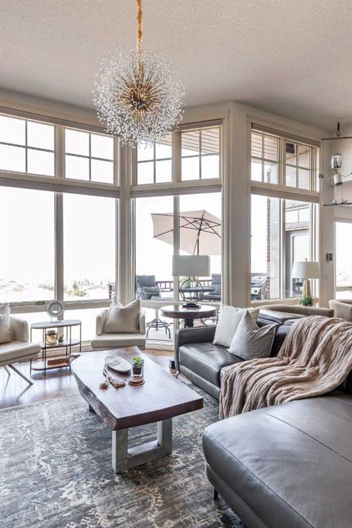 Picture for 10 Palisades Mews NE