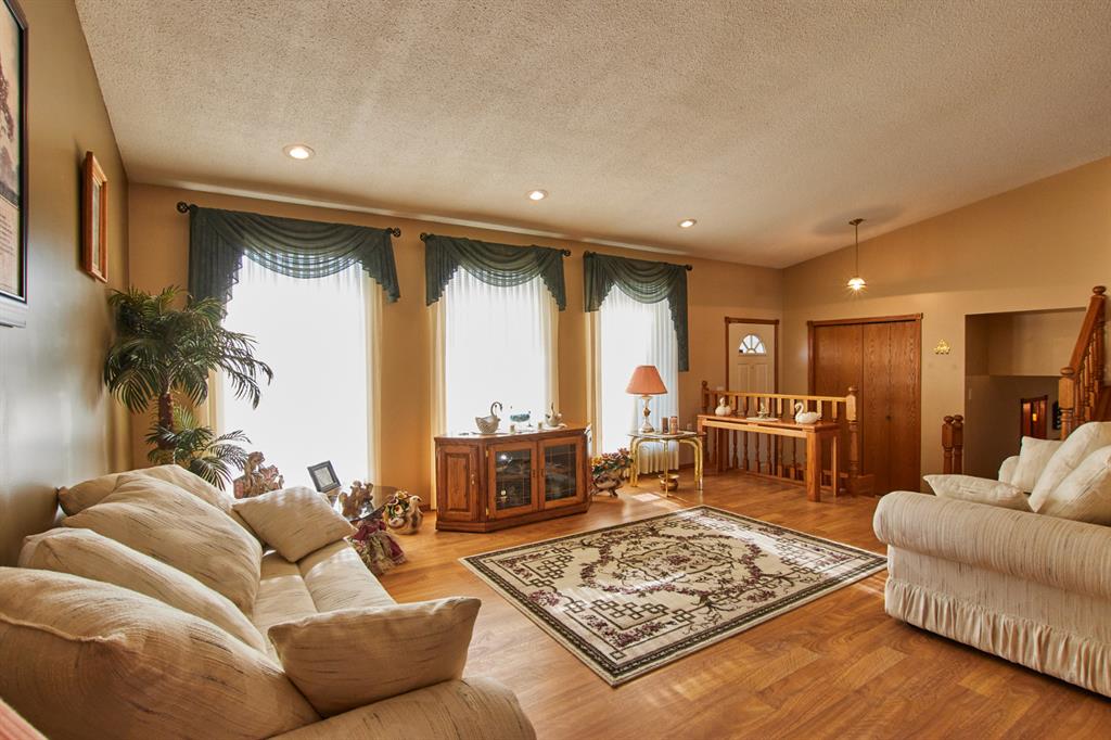 Picture for 6 Redwood Place SE