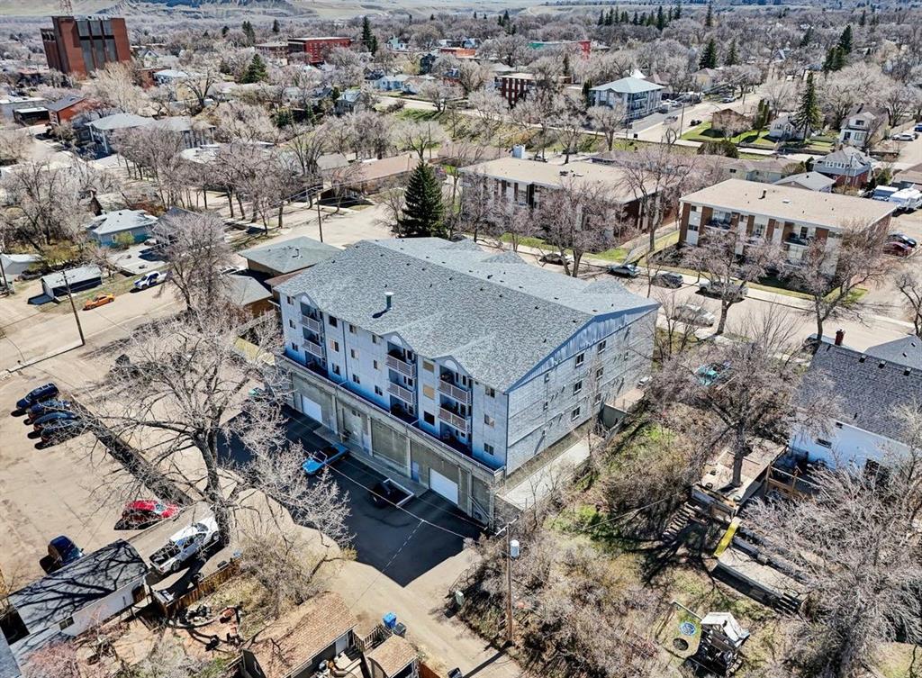 Picture for 105, 252 4 Street SE