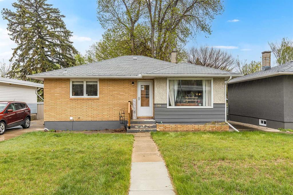 Picture for 549 2 Street NE