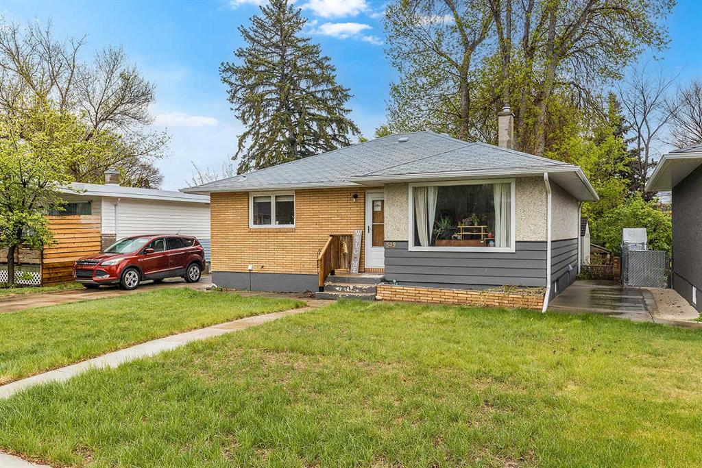 Picture for 549 2 Street NE