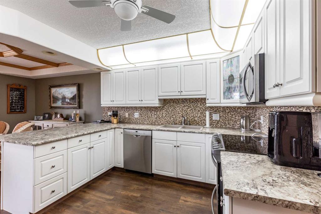 Picture for 405, 1535 Southview Drive SE