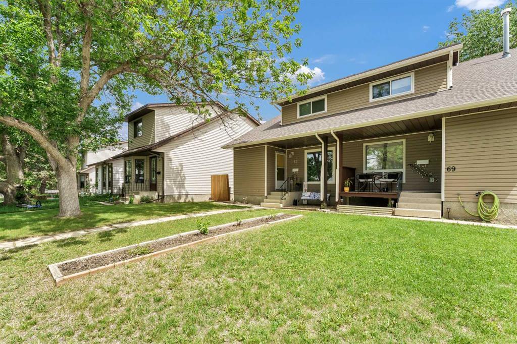 Picture for 65 South Ridge Crescent SW