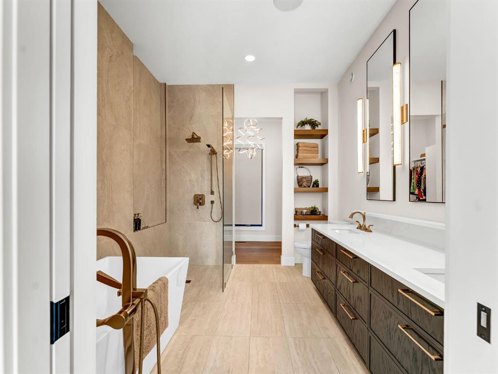 Picture for 51 Coulee Ridge Drive SW https://www.cirrealty.ca/reb/mhreb/9/A2261229_22.jpg