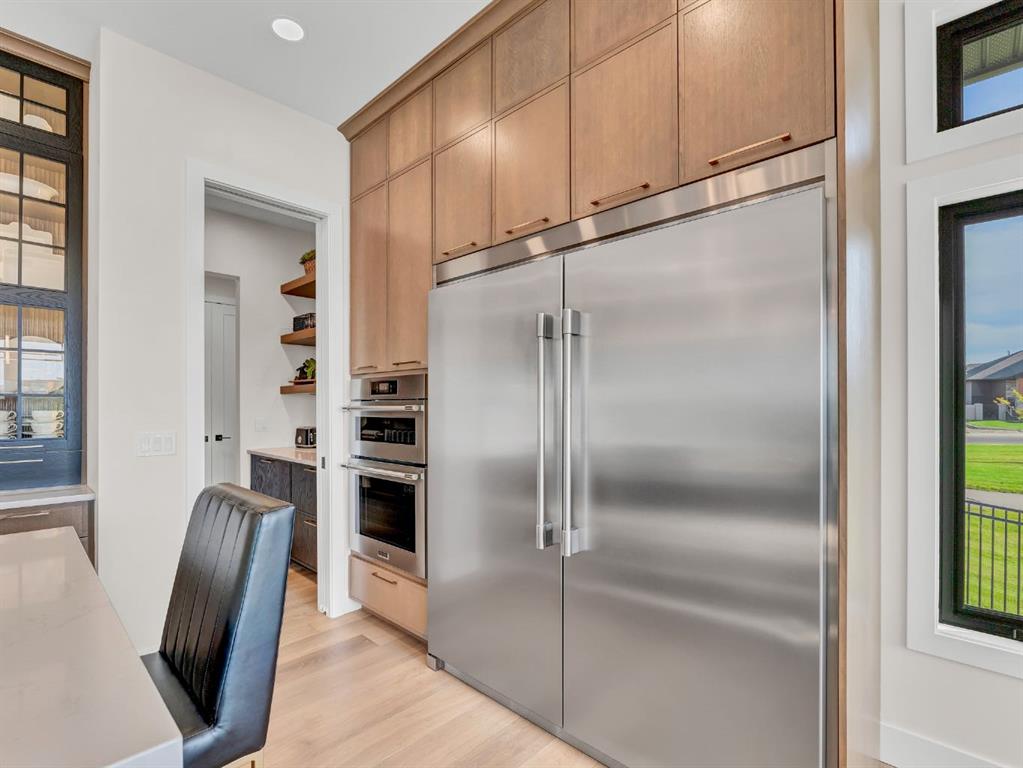 Picture for 51 Coulee Ridge Drive SW https://www.cirrealty.ca/reb/mhreb/9/A2261229_9.jpg