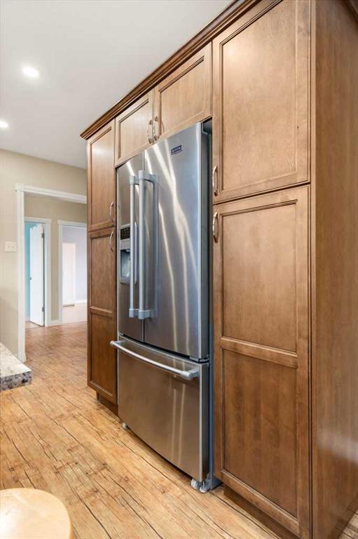 Picture for 417 2 Street SE https://www.cirrealty.ca/reb/mhreb/9/A2265349_12.jpg
