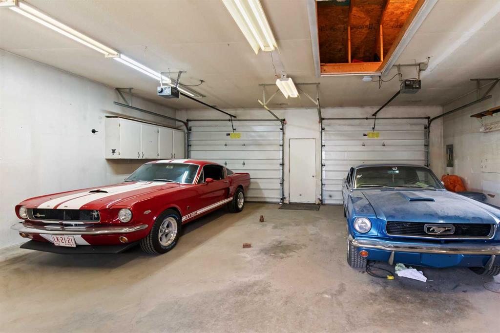 Picture for 417 2 Street SE https://www.cirrealty.ca/reb/mhreb/9/A2265349_37.jpg