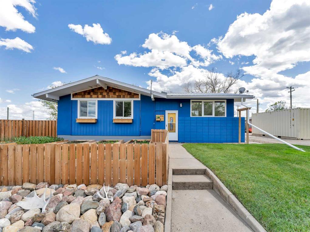 Picture for 436 3 Street W