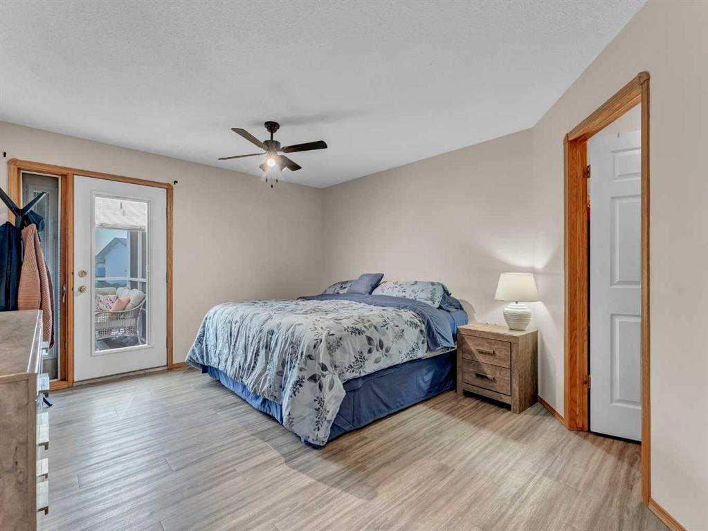 Picture for 35 Heritage Court NE https://www.cirrealty.ca/reb/mhreb/9/A2266619_24.jpg