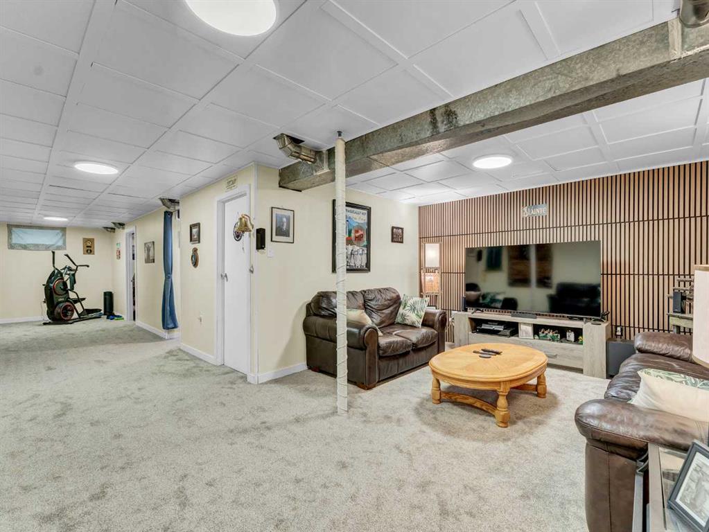 Picture for 805 1 Street SE https://www.cirrealty.ca/reb/mhreb/9/A2266629_24.jpg
