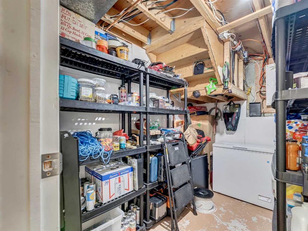 Picture for 805 1 Street SE https://www.cirrealty.ca/reb/mhreb/9/A2266629_31.jpg