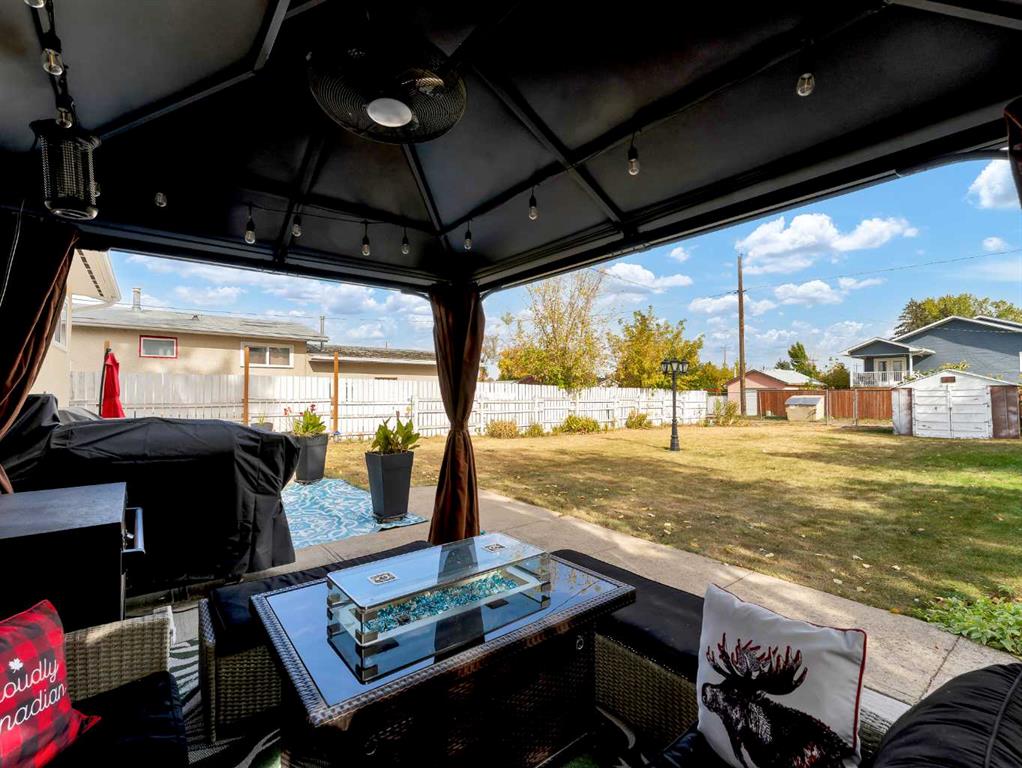 Picture for 805 1 Street SE https://www.cirrealty.ca/reb/mhreb/9/A2266629_37.jpg