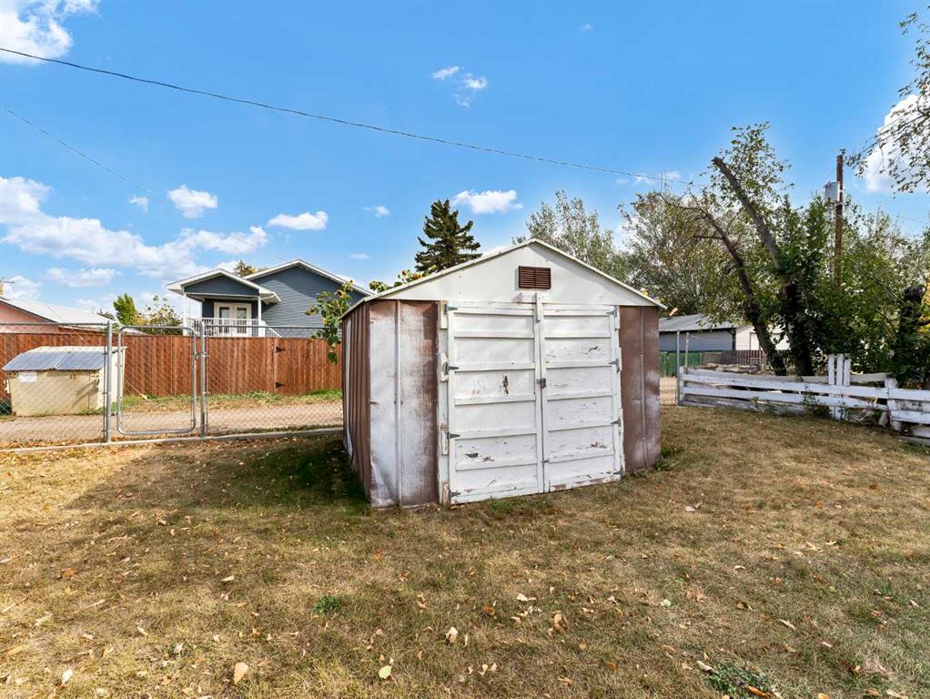 Picture for 805 1 Street SE https://www.cirrealty.ca/reb/mhreb/9/A2266629_41.jpg