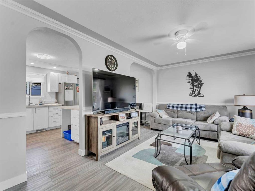 Picture for 805 1 Street SE https://www.cirrealty.ca/reb/mhreb/9/A2266629_7.jpg