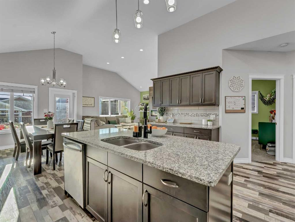 Picture for 559 Vista Drive SE