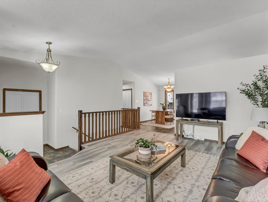 Picture for 32 Sunrise Court SW