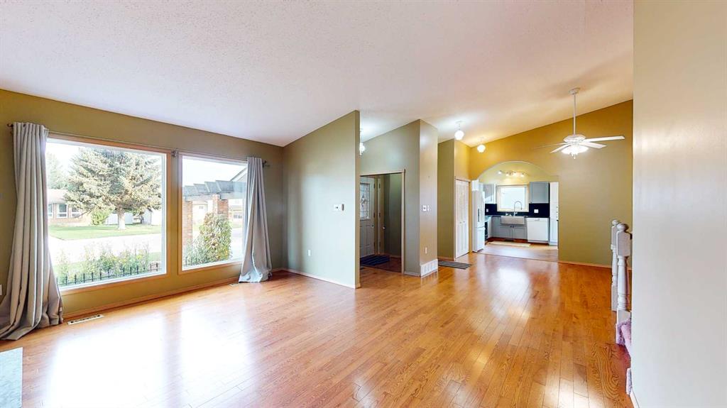 Picture for 37 Buttercup Court SE