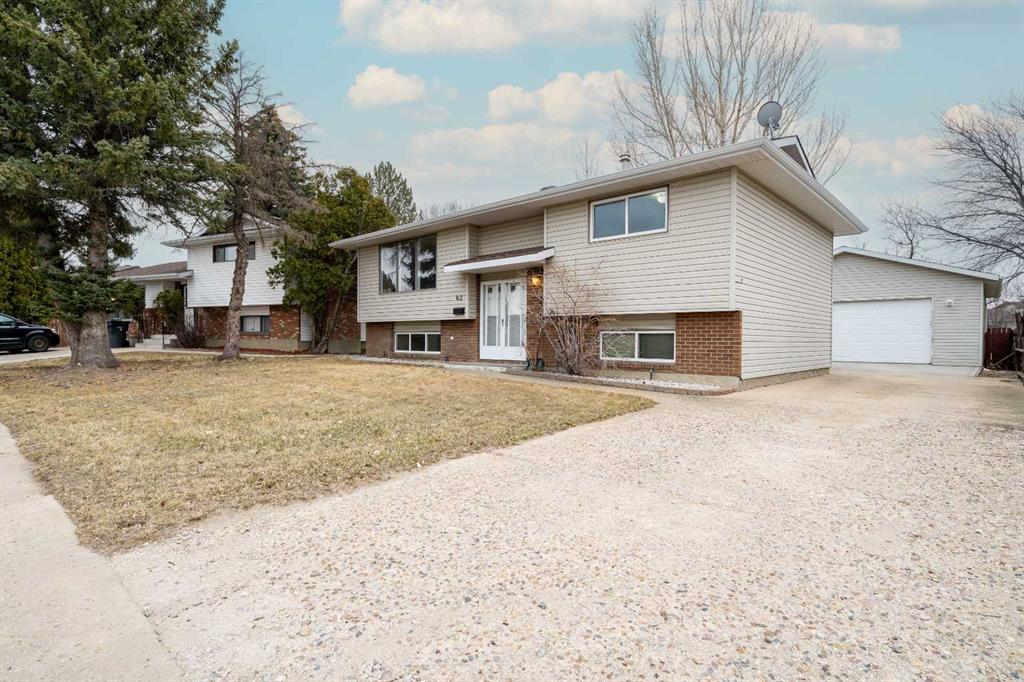 Picture for 62 Rossland Way SE