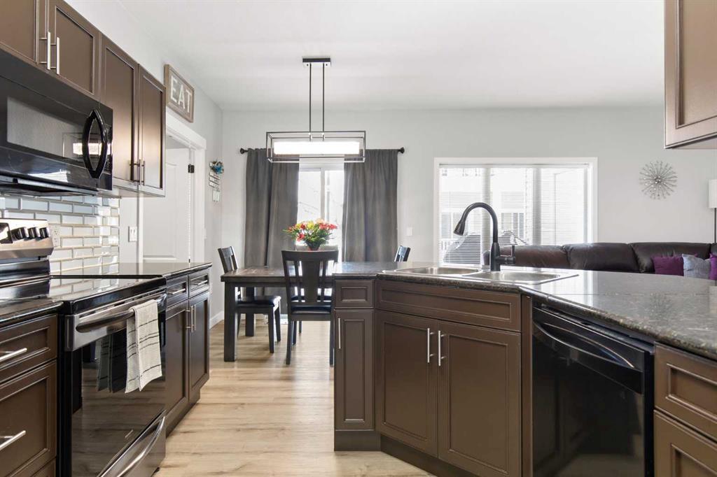 Picture for 111 Somerset Lane SE