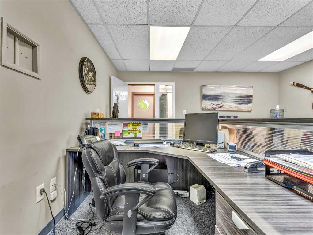 Picture for 201A, 140 Maple Avenue SE