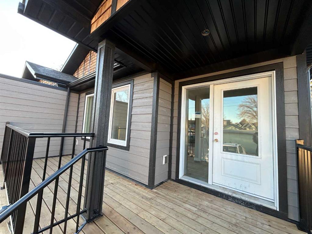 Picture for 4, 969 2 Street SE