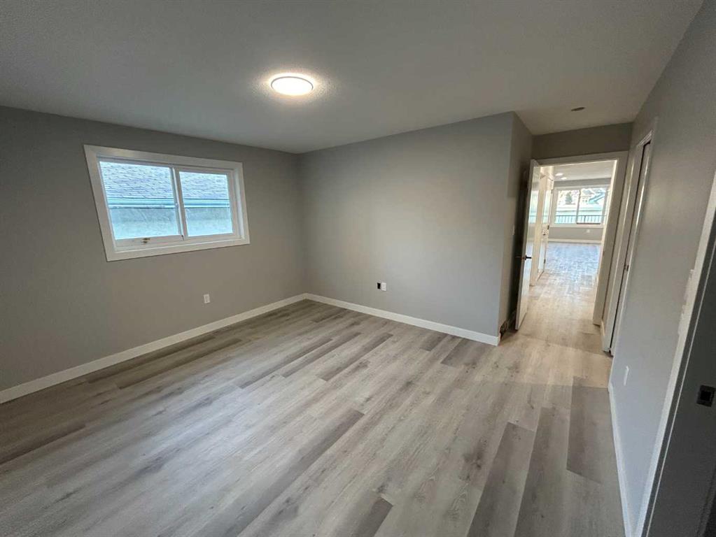 Picture for 4, 969 2 Street SE