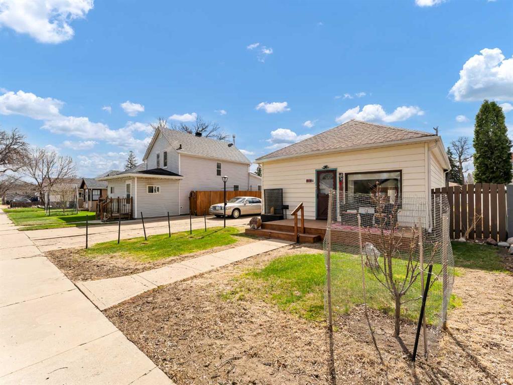 Picture for 819B 3 Street SE