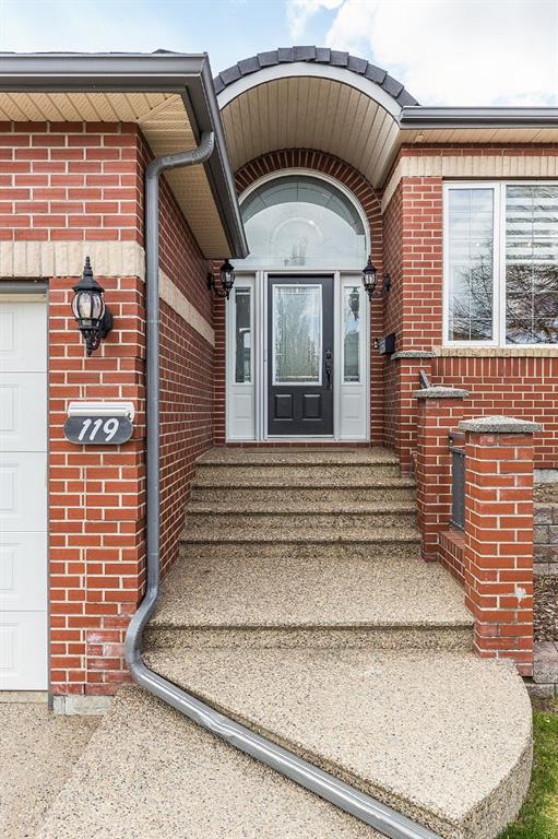 Picture for 119 Perry Crescent NE