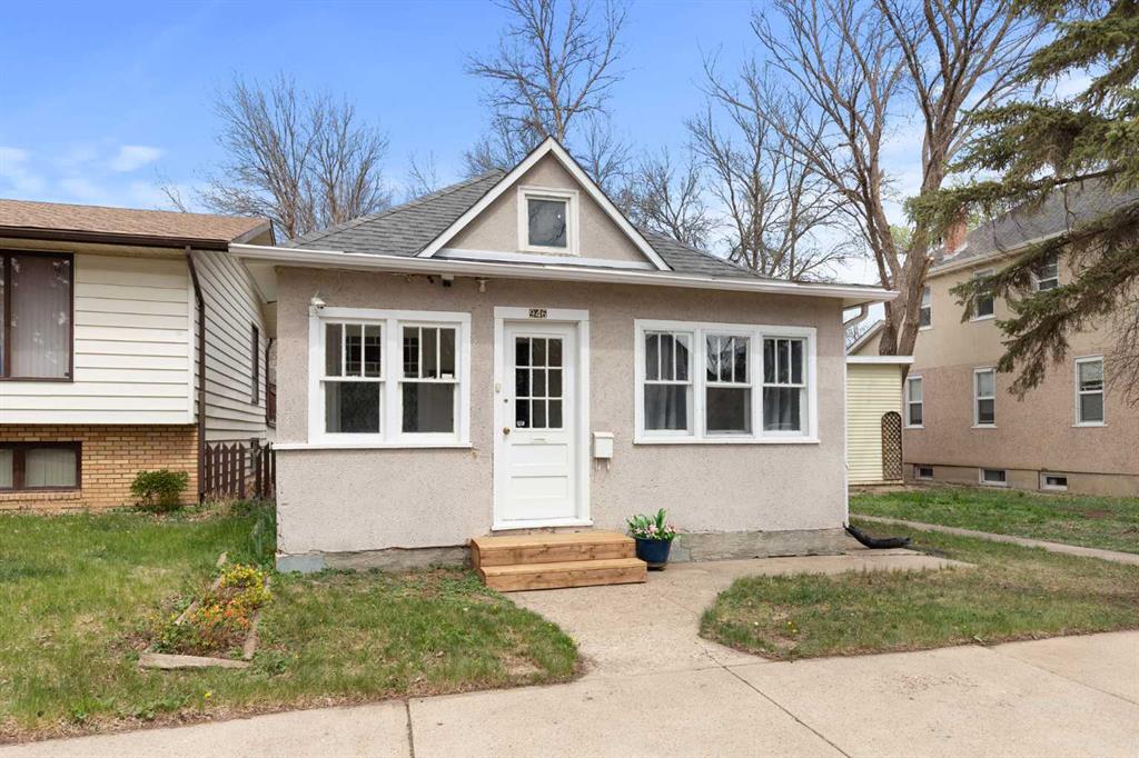 Picture for 946 Queen Street SE