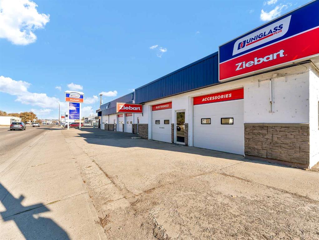 Picture for 1137 &amp; 1139 Kingsway Avenue SE