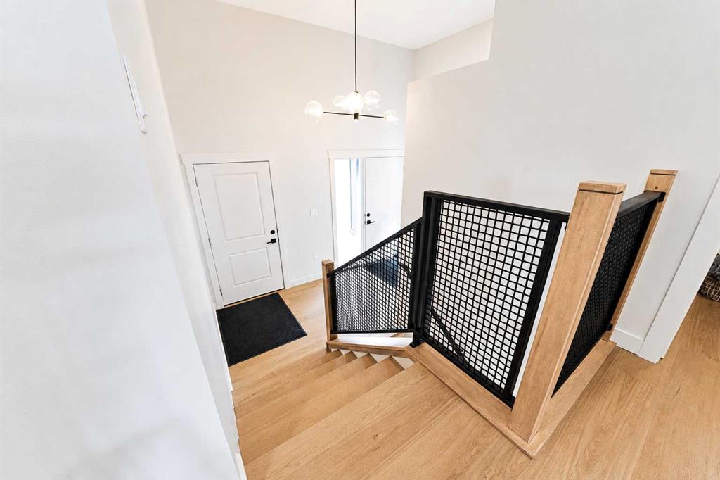 Picture for 367 Sterling Crescent SE